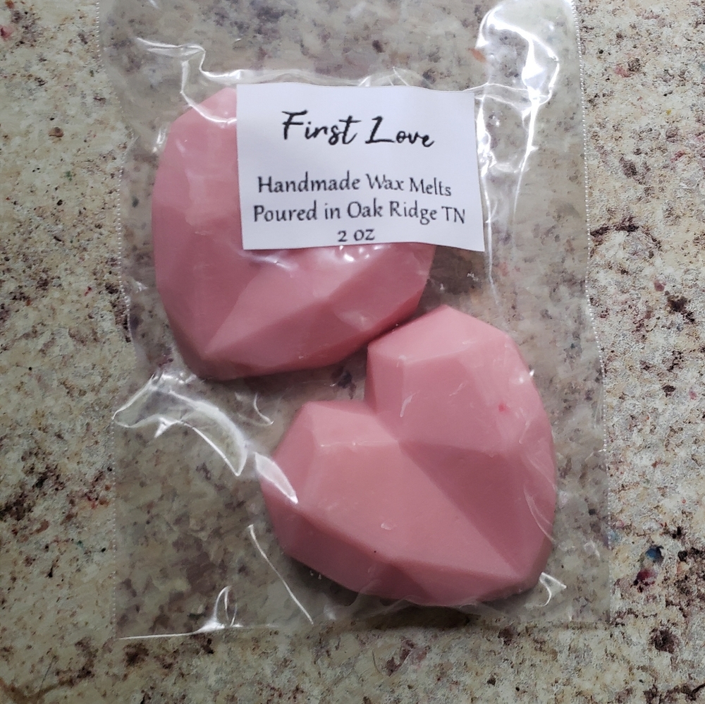 First Love Wax Melts 2 Geo Hearts